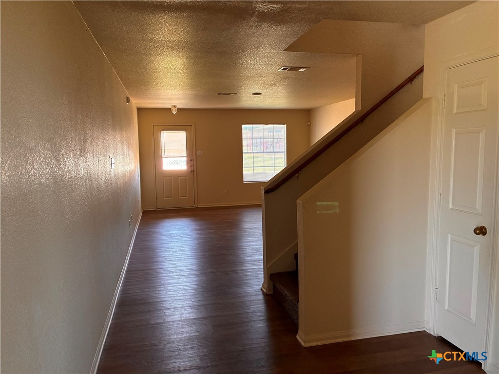 2508 Mikulec Drive Property Photo 20