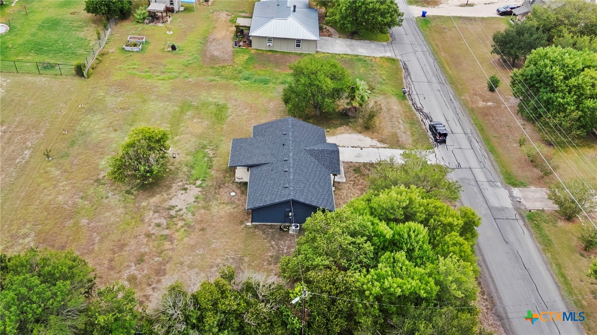 308 River Hills Property Photo 29