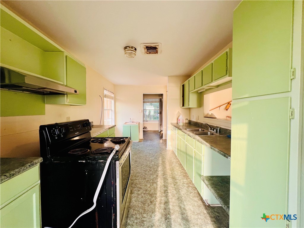 2232 W Monroe Avenue Property Photo 6