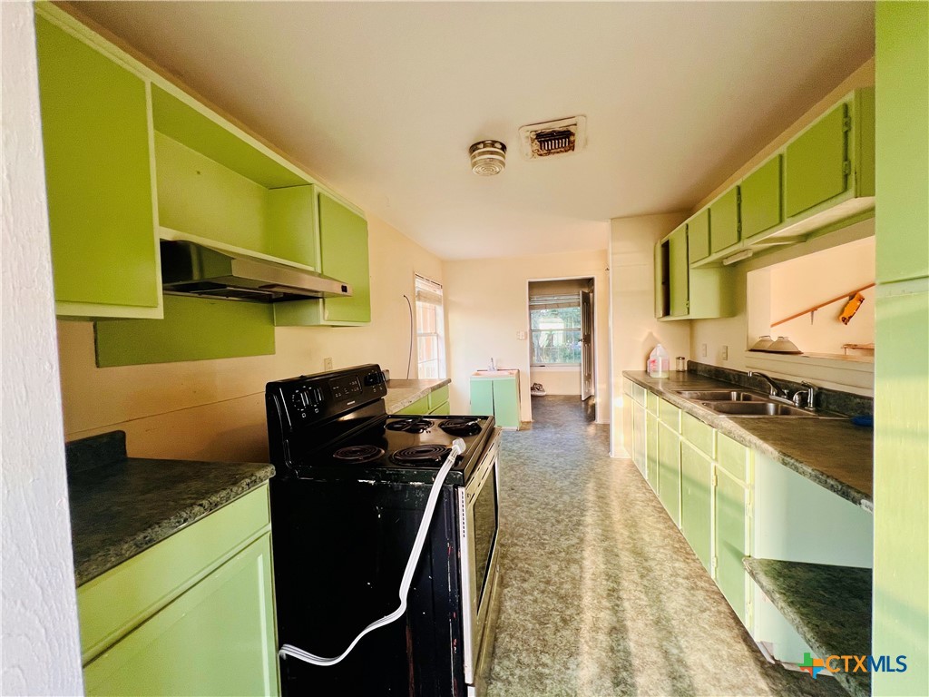 2232 W Monroe Avenue Property Photo 7