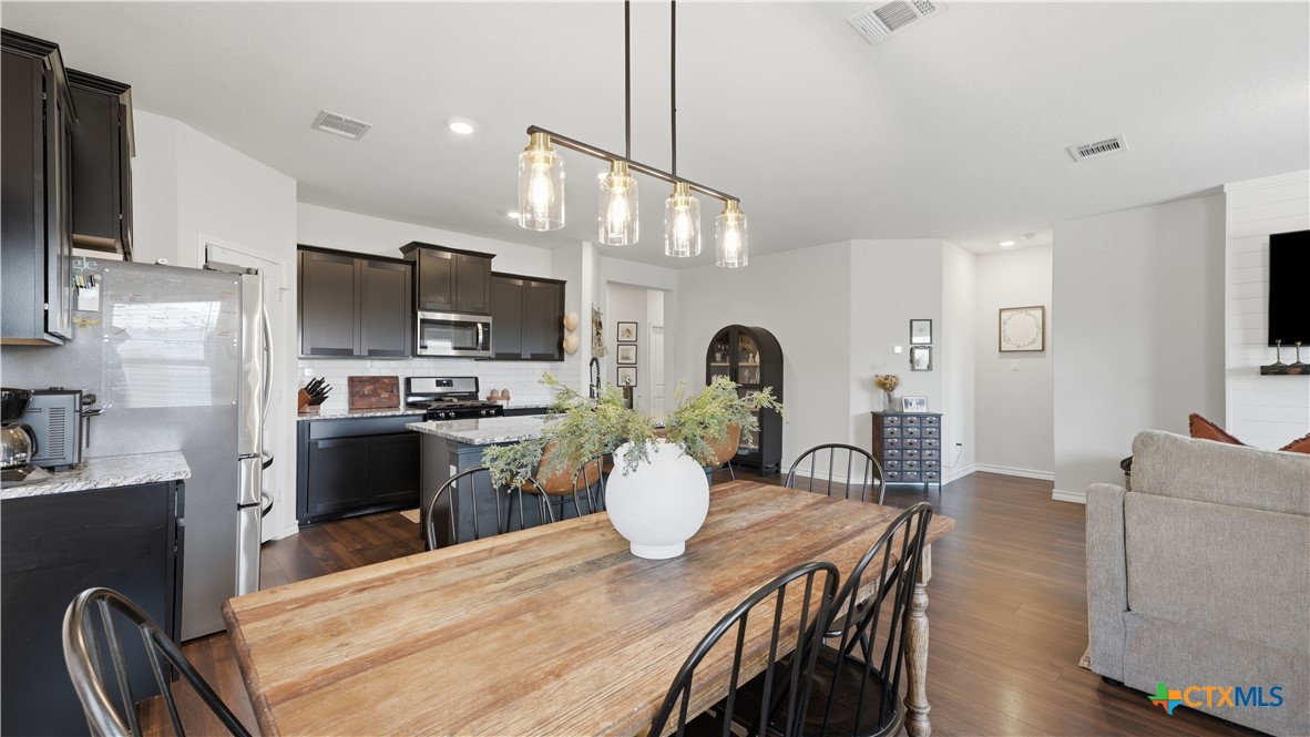 541 Blue Stem Road Property Photo 16