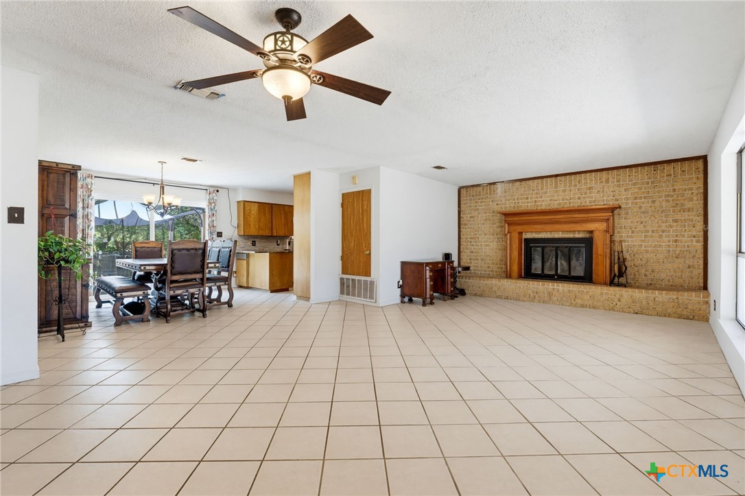 3322 County Road 1020 Property Photo 10