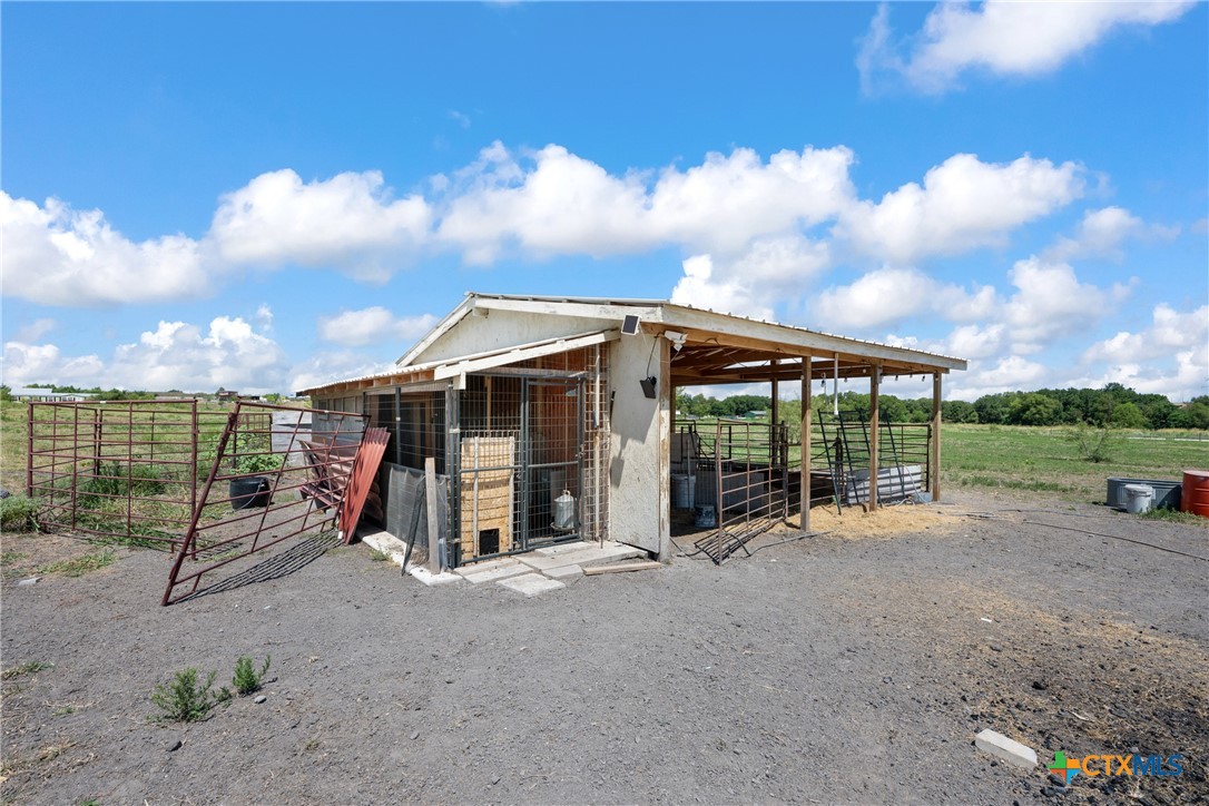2103 County Road 320 Property Photo 45