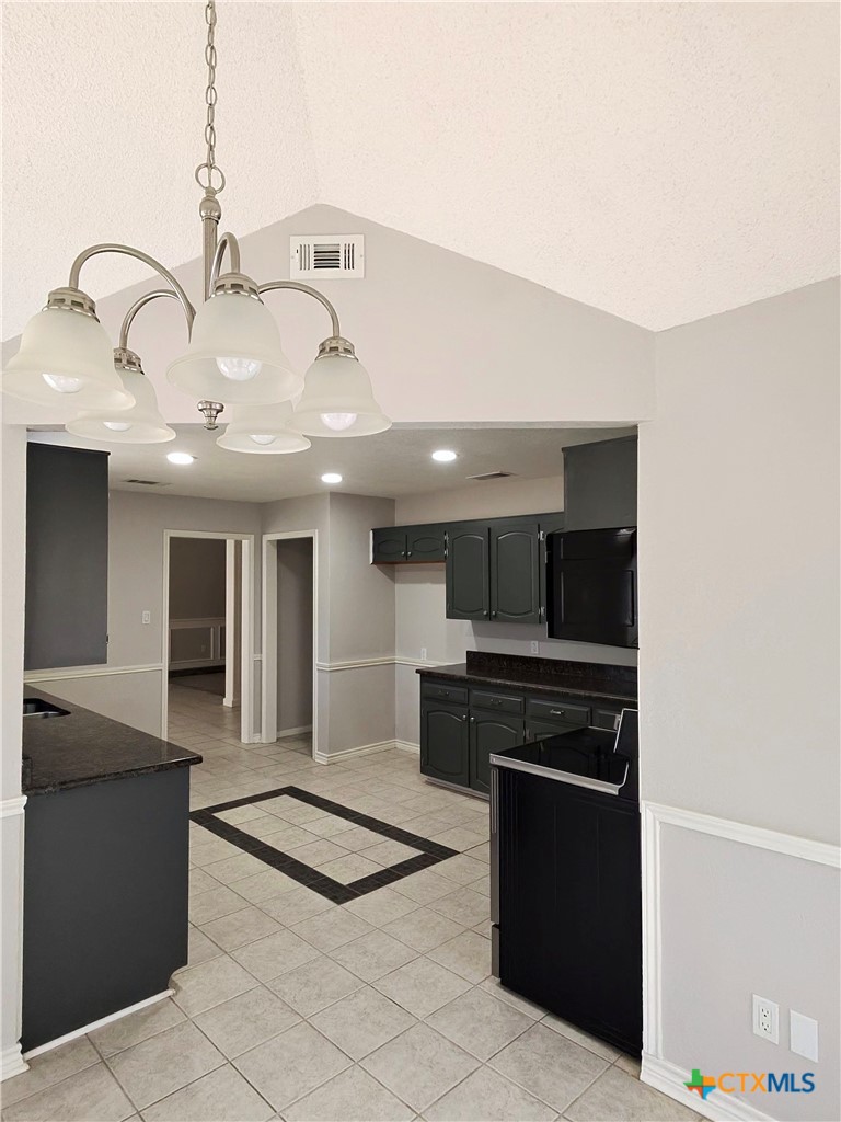 2771 E Stagecoach Road Property Photo 12