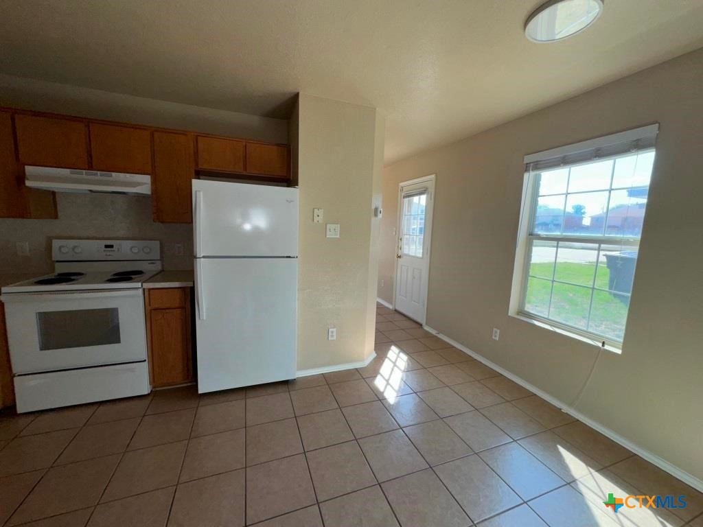 4103 Gus Drive B Property Photo 9
