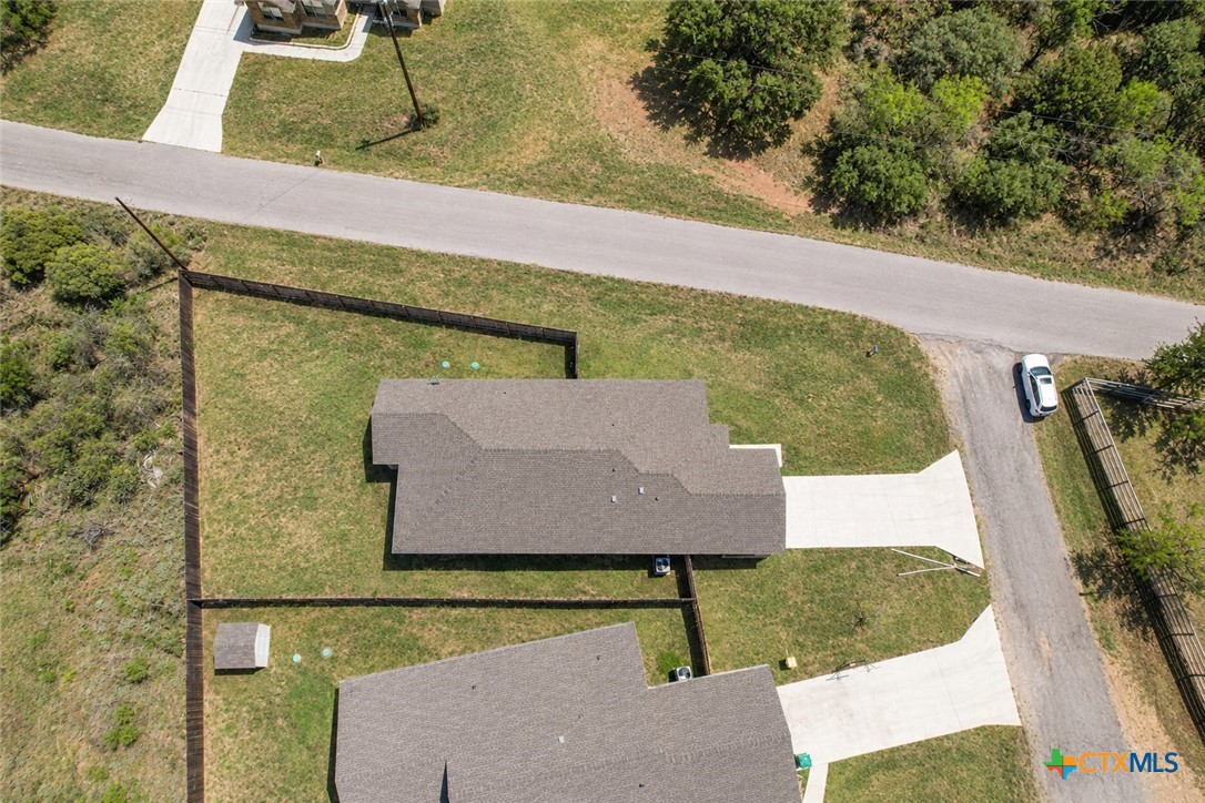 1516 Stonecrest Drive Property Photo 3