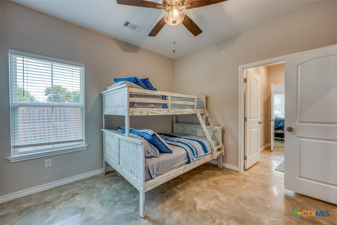 1516 Stonecrest Drive Property Photo 22