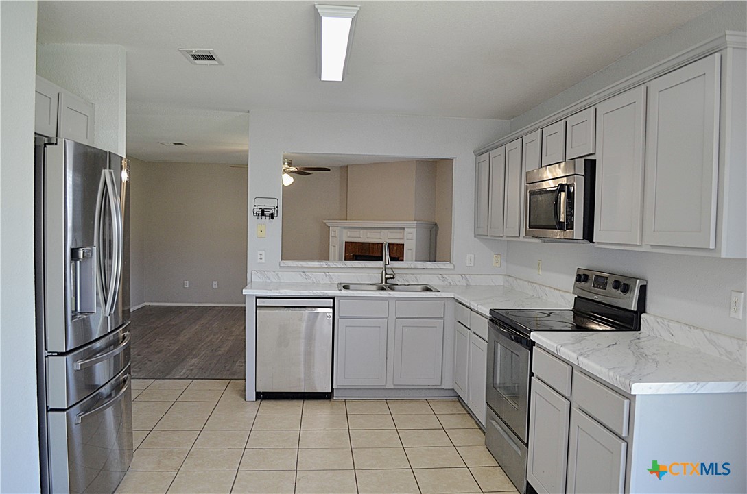 4603 Regency Drive Property Photo 11