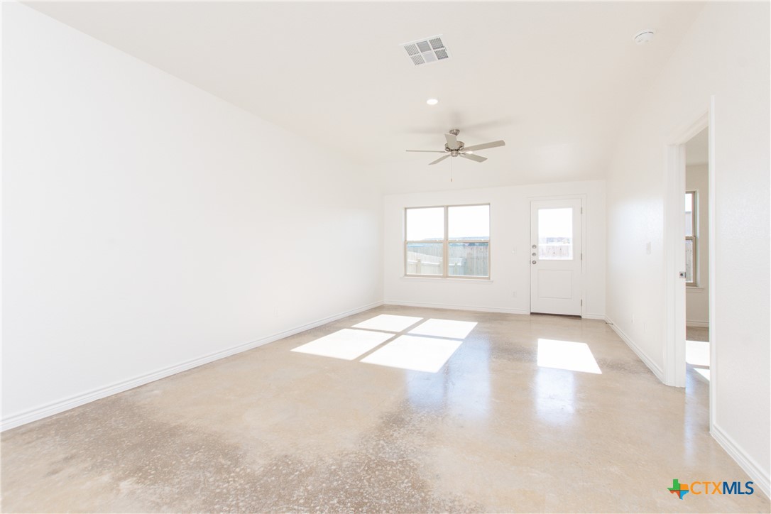1301 Concord Drive A Property Photo 2