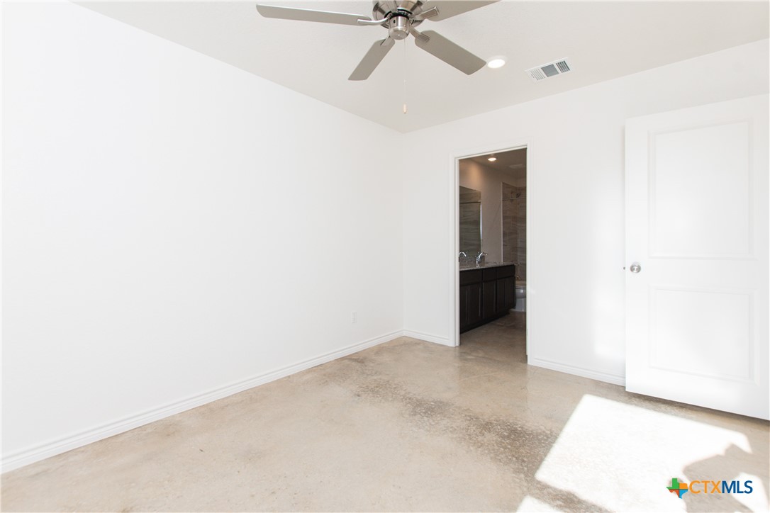 1301 Concord Drive A Property Photo 9