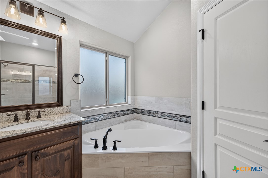 2936 Presidio Circle Property Photo 27