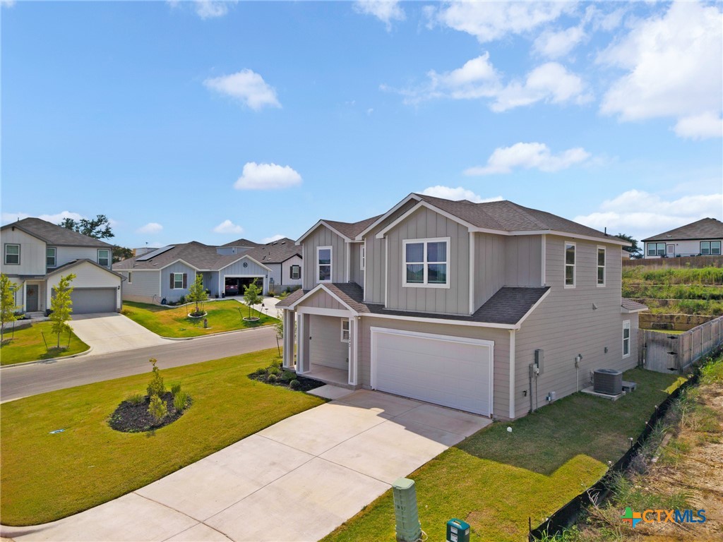 1242 Crimson Sky Court Property Photo 3