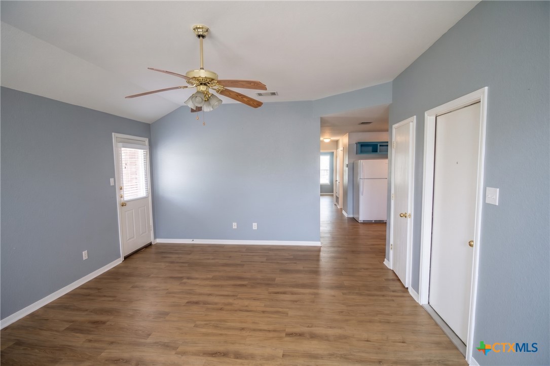 4107 Primrose Drive A Property Photo 2