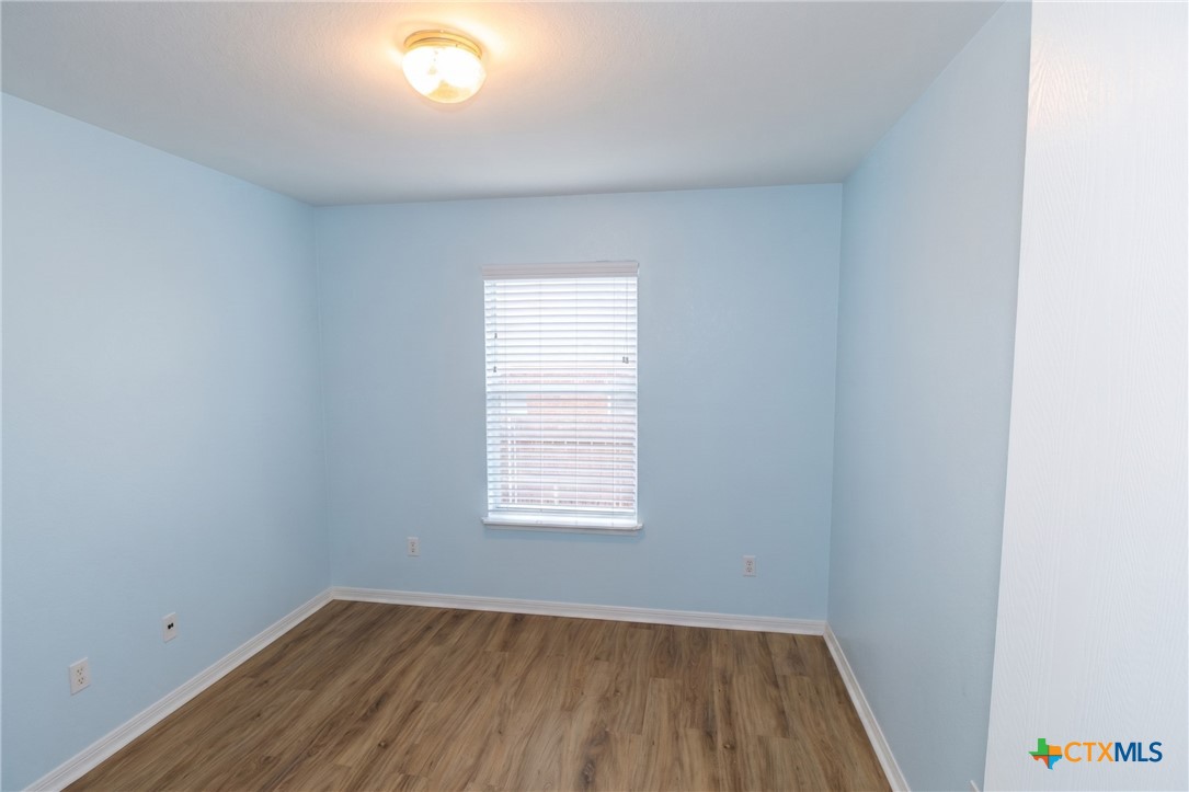 4107 Primrose Drive A Property Photo 5