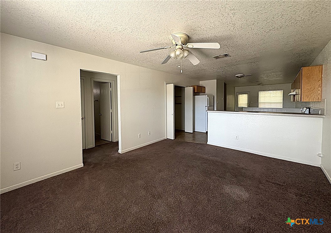 2111 Jennifer Drive B Property Photo 2