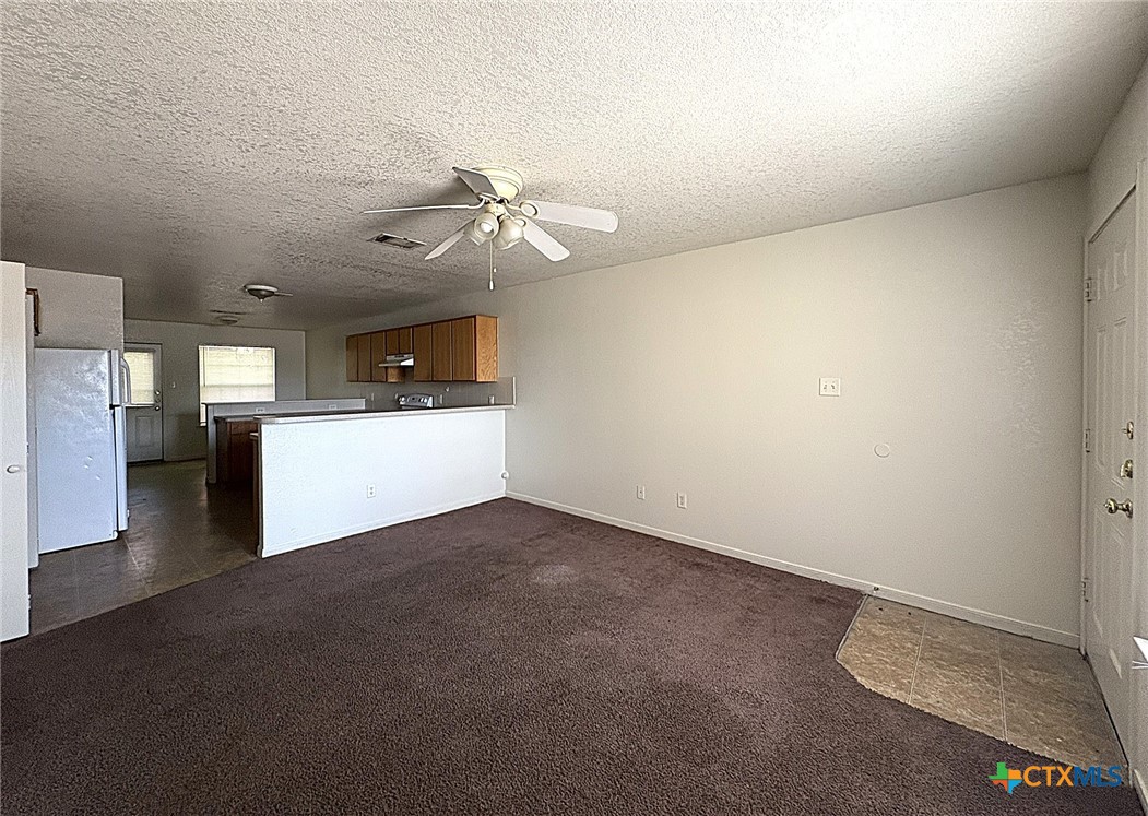 2111 Jennifer Drive B Property Photo 3