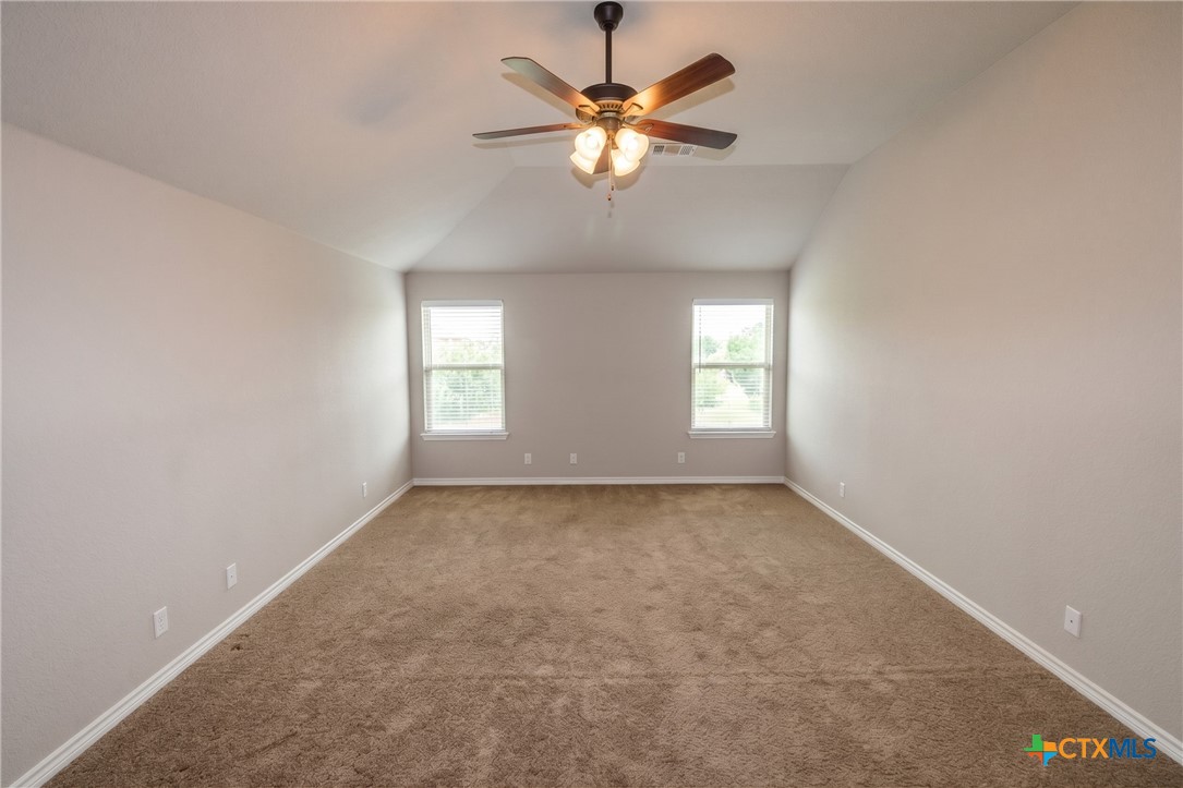 900 Clanton Cove Property Photo 5