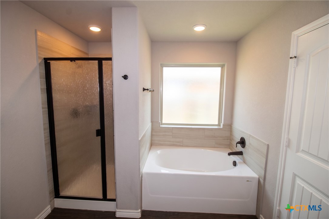 900 Clanton Cove Property Photo 12