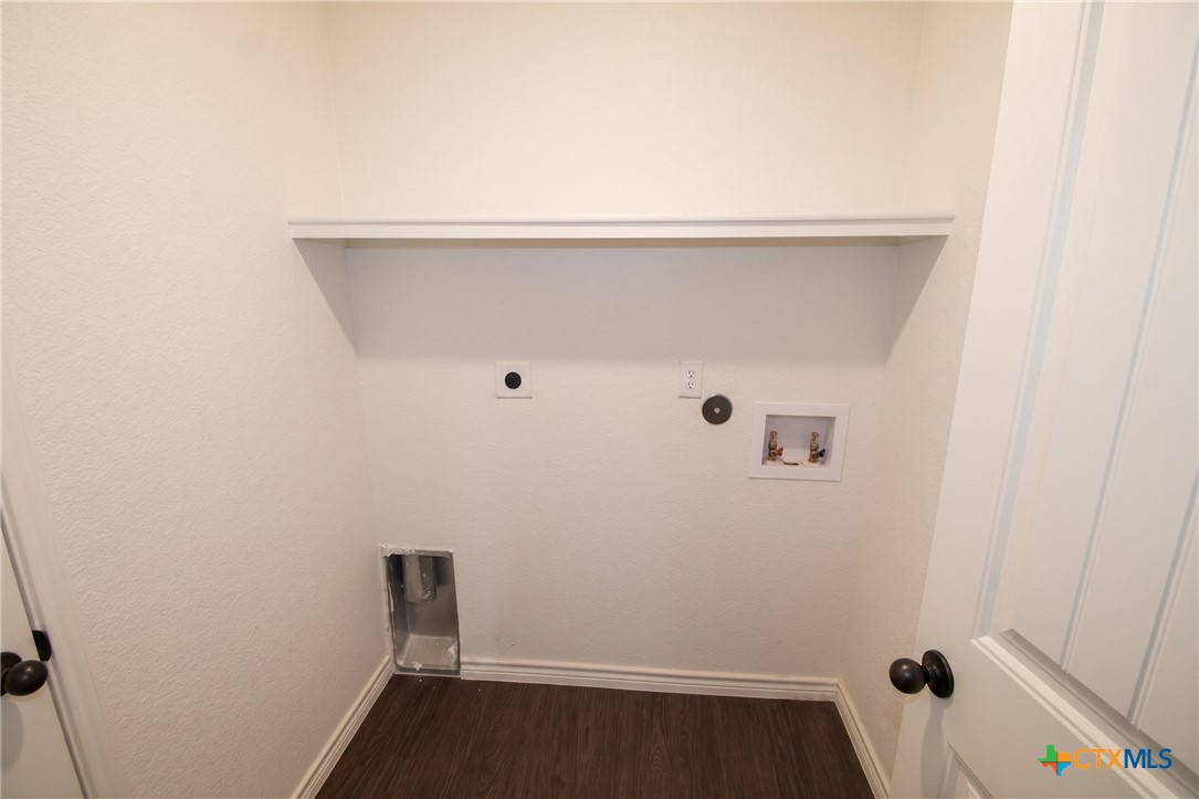 900 Clanton Cove Property Photo 15
