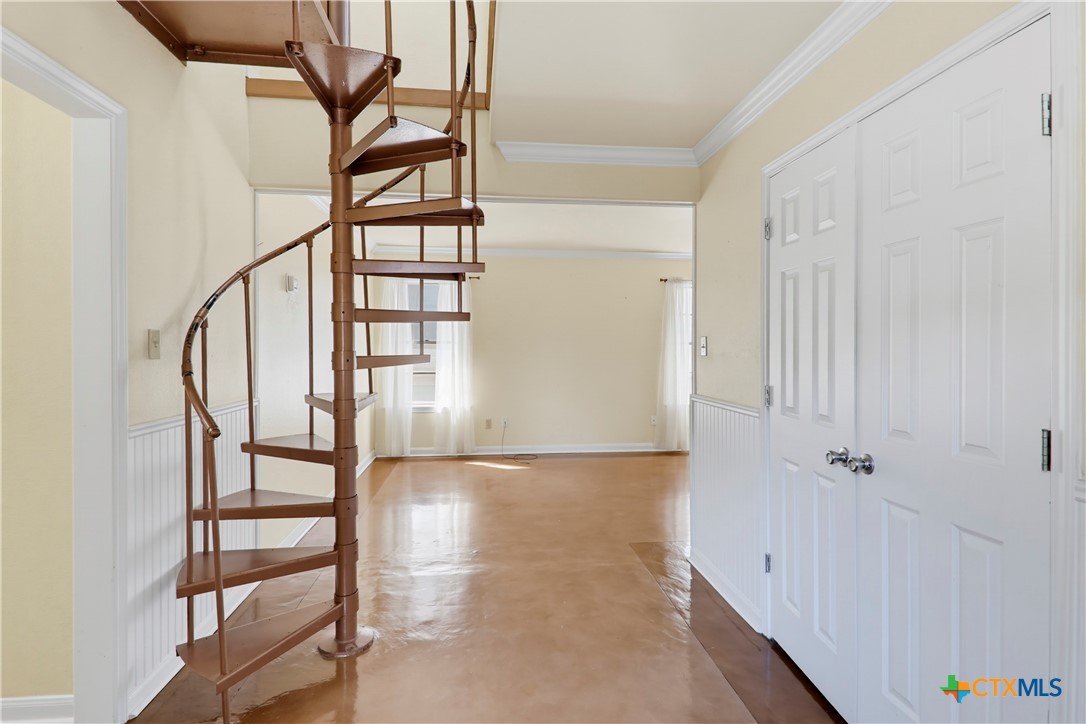 145 Rio Grande Drive Property Photo 3