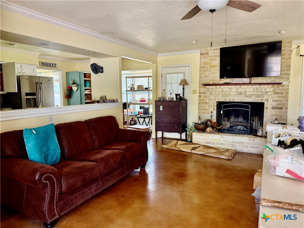 145 Rio Grande Drive Property Photo 4