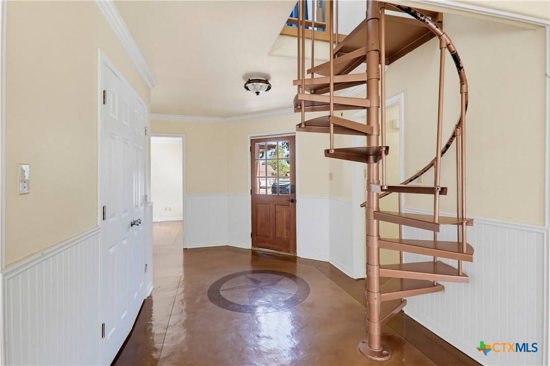 145 Rio Grande Drive Property Photo 4
