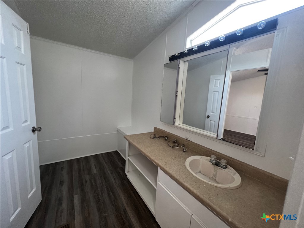 1405 Harris Hill Road Property Photo 9