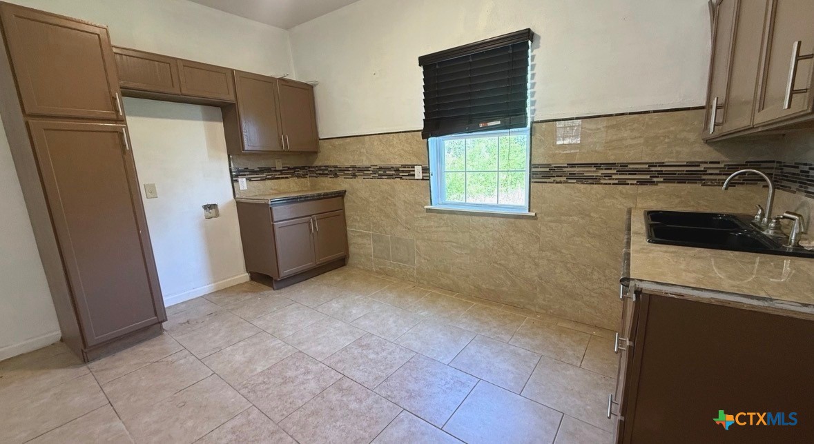 510 E Pine Street Property Photo 5