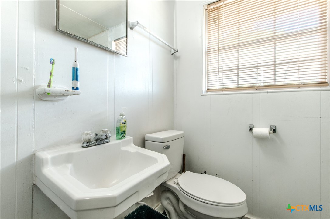 4560 County Road 107 Property Photo 12