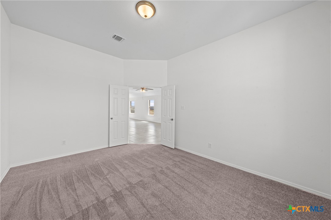 8618 Stonehollow Drive Property Photo 17