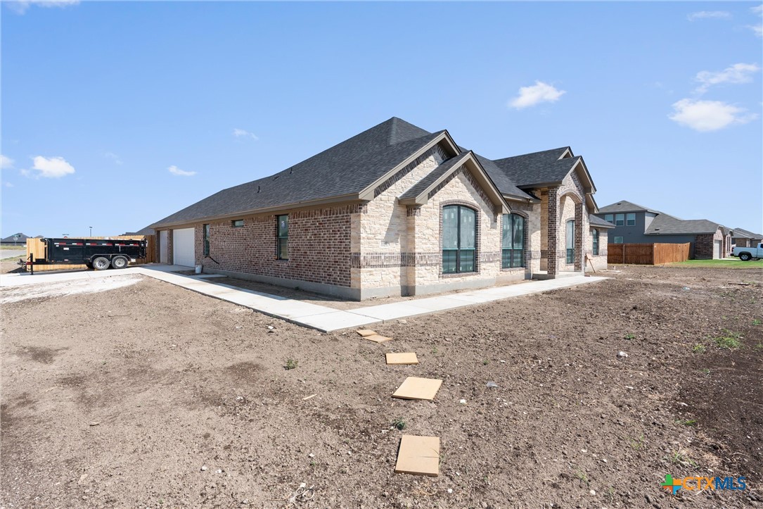 1312 Flint Ridge Loop Property Photo 3