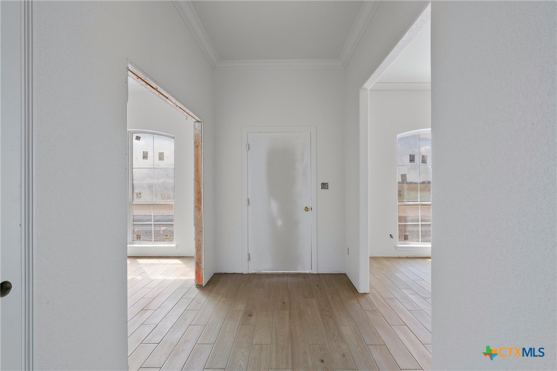 1312 Flint Ridge Loop Property Photo 4