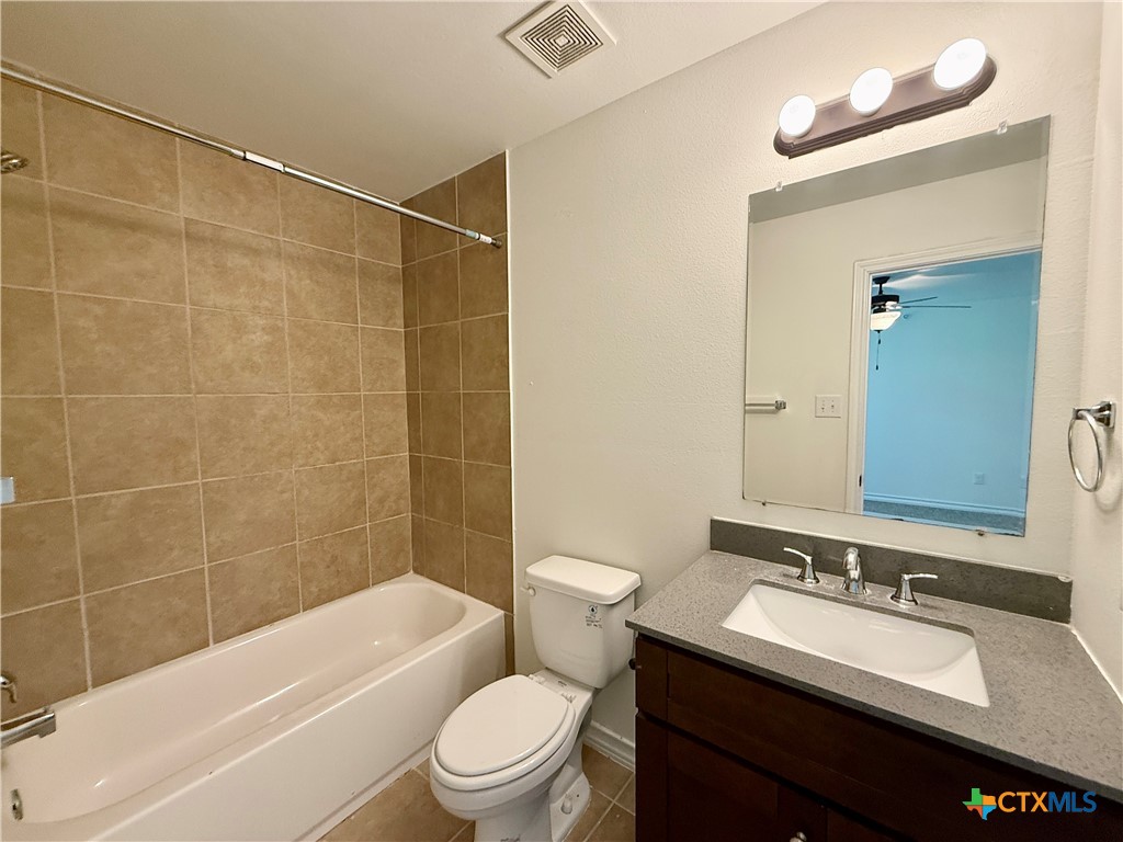 91 Plaza Drive 2 Property Photo 12