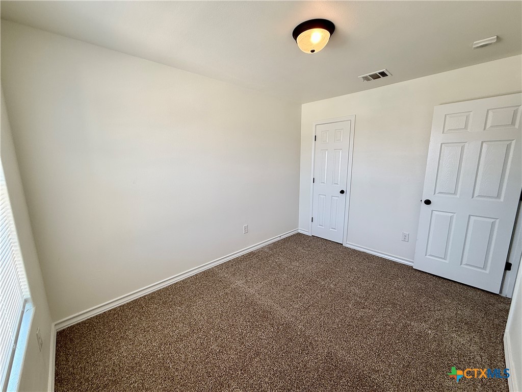91 Plaza Drive 2 Property Photo 15