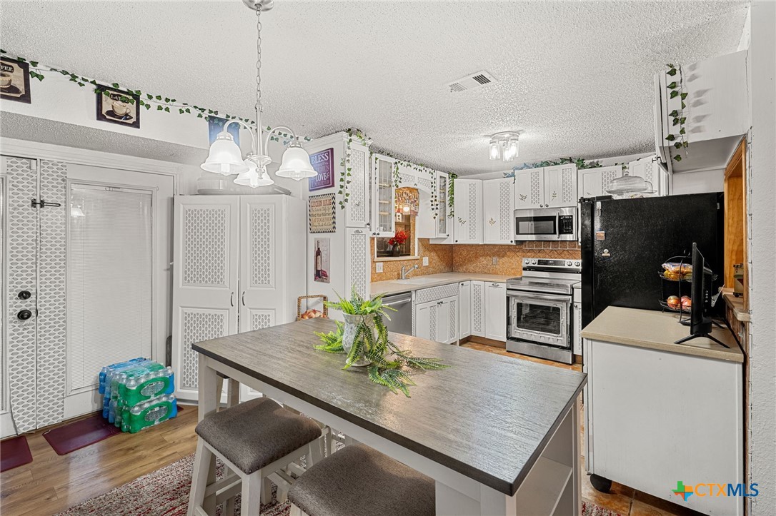3602 Bacon Ranch Road Property Photo 8