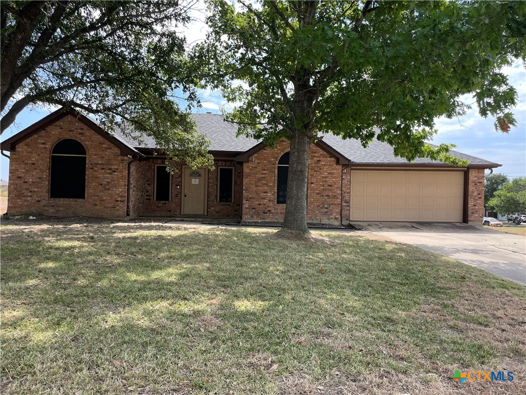 3905 Neches Circle Property Photo 1