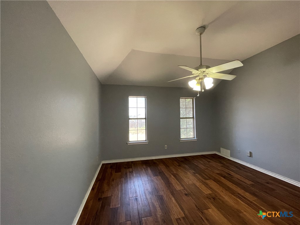 3905 Neches Circle Property Photo 8