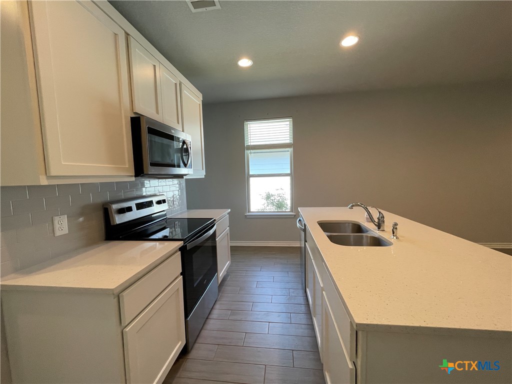 612 Barbary Coast Lane Property Photo 9