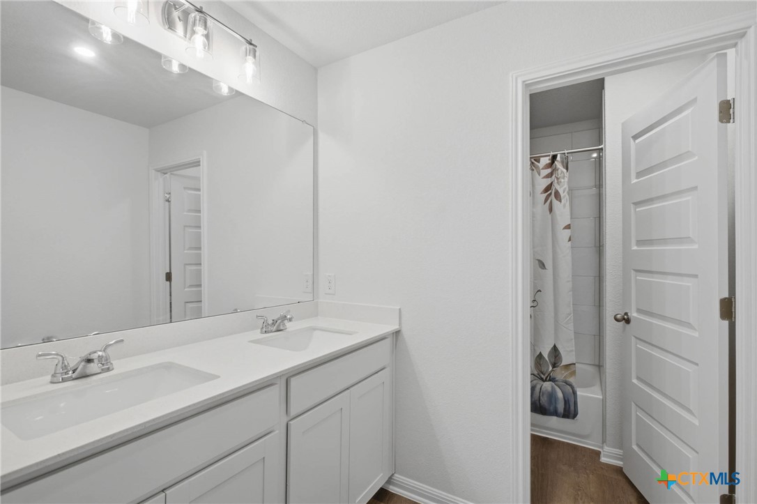109 Charro Court Property Photo 26