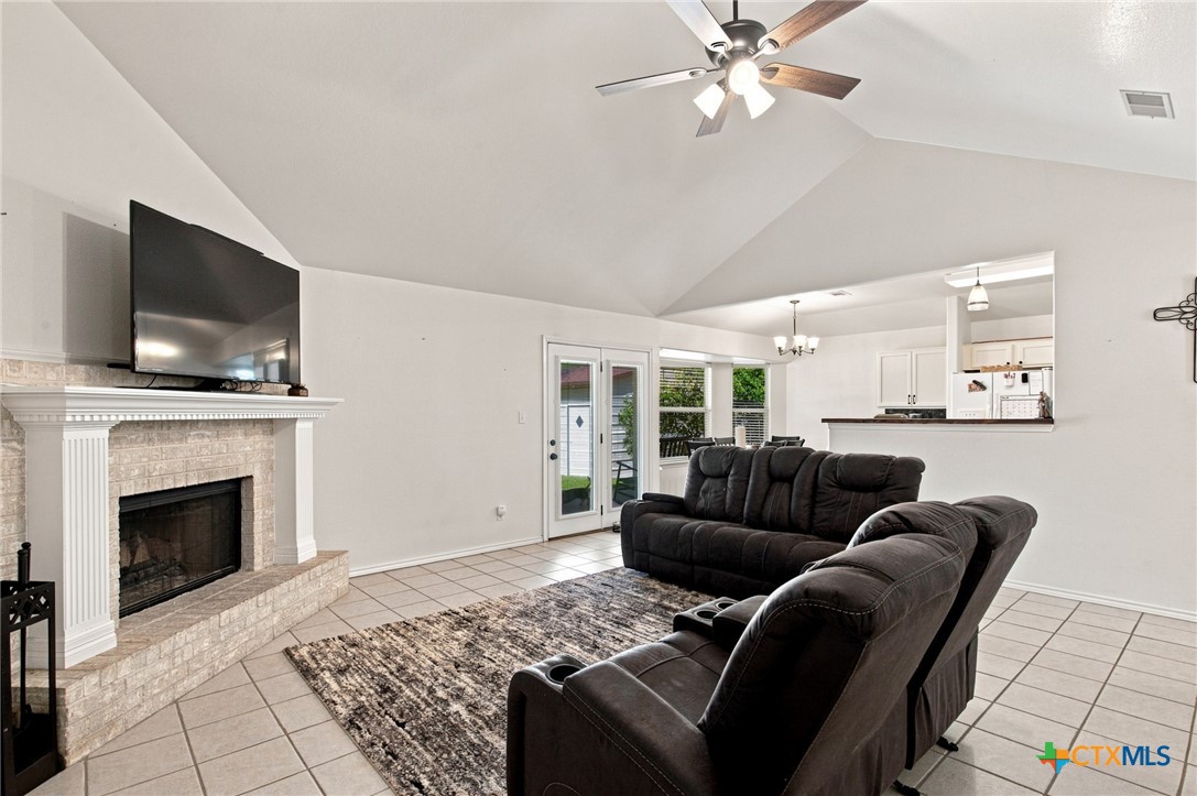 119 Elaine Street Property Photo 6