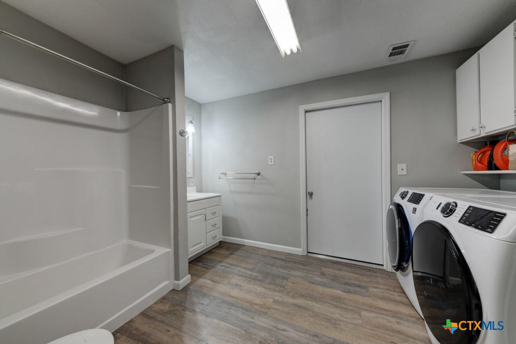 1229 Rapids Road Property Photo 22