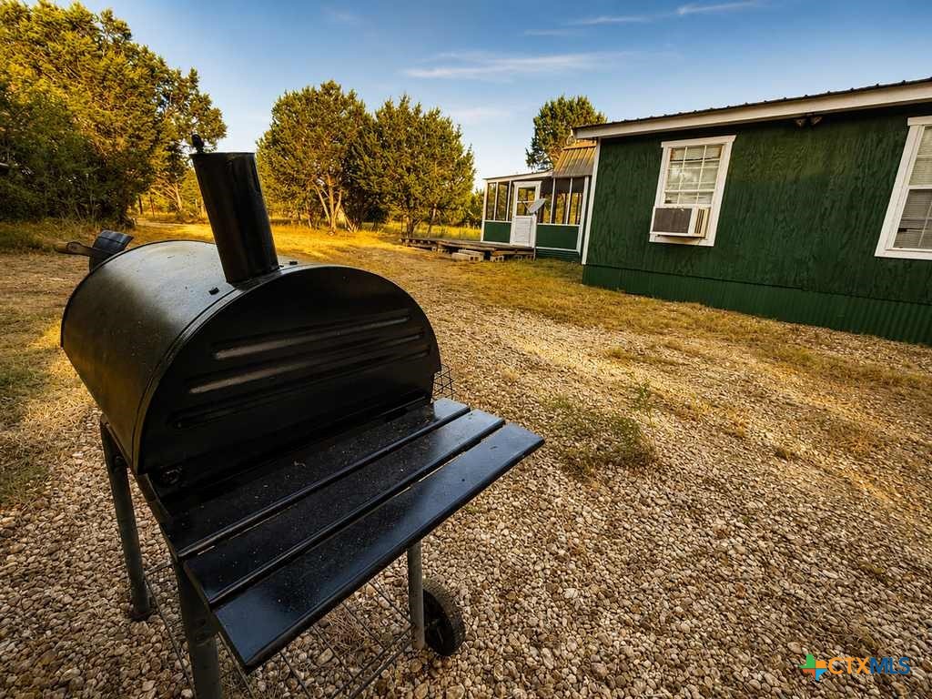 1098 Winter Road Property Photo 17