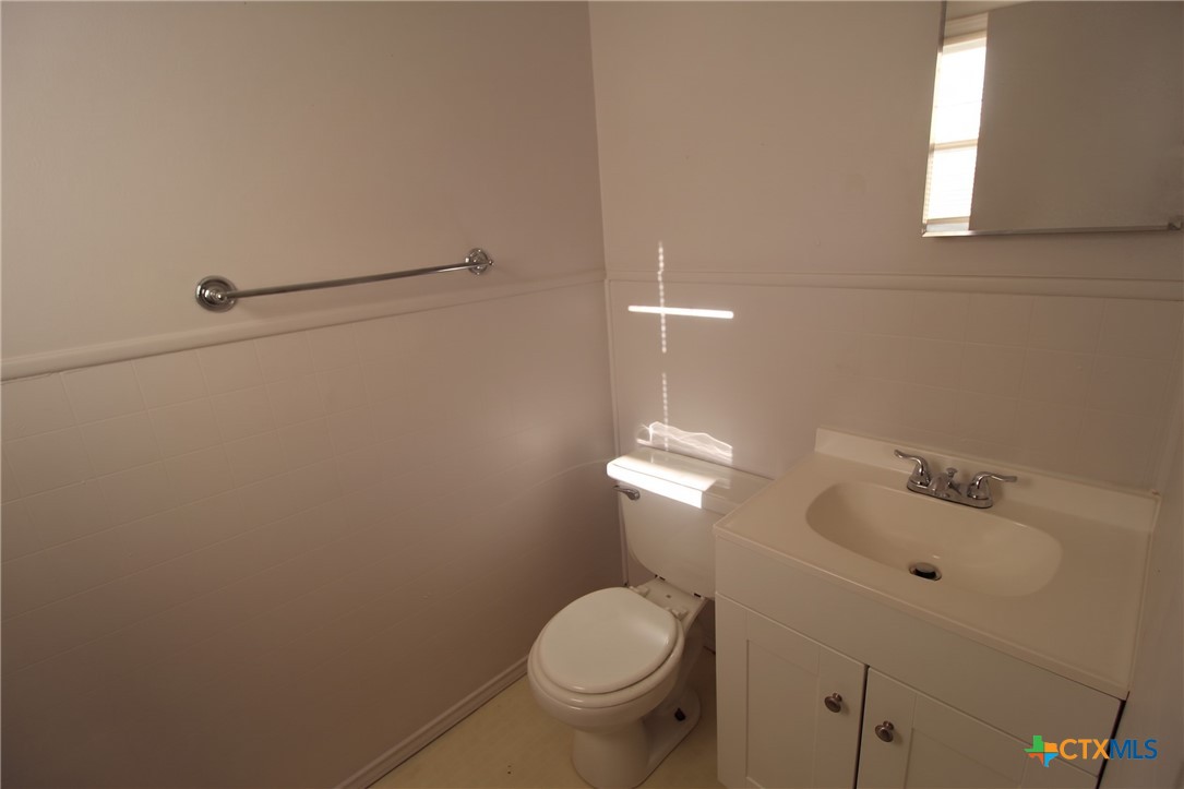 508 Mary Street Property Photo 10