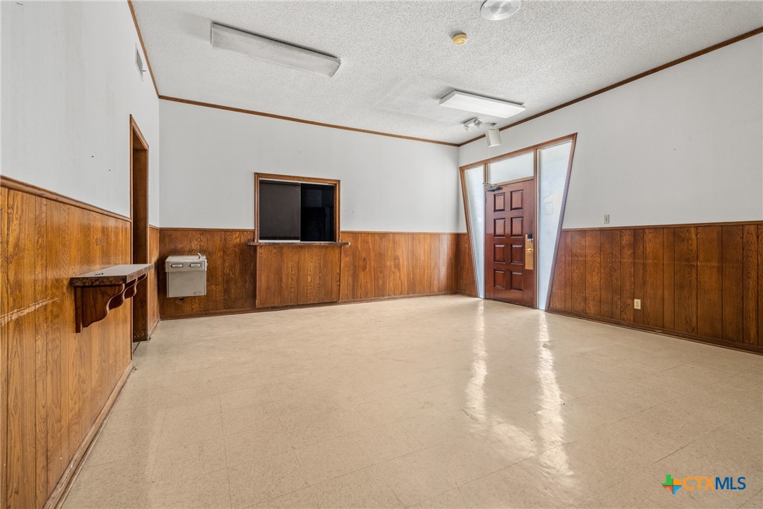2900 Trimmier Road Property Photo 6