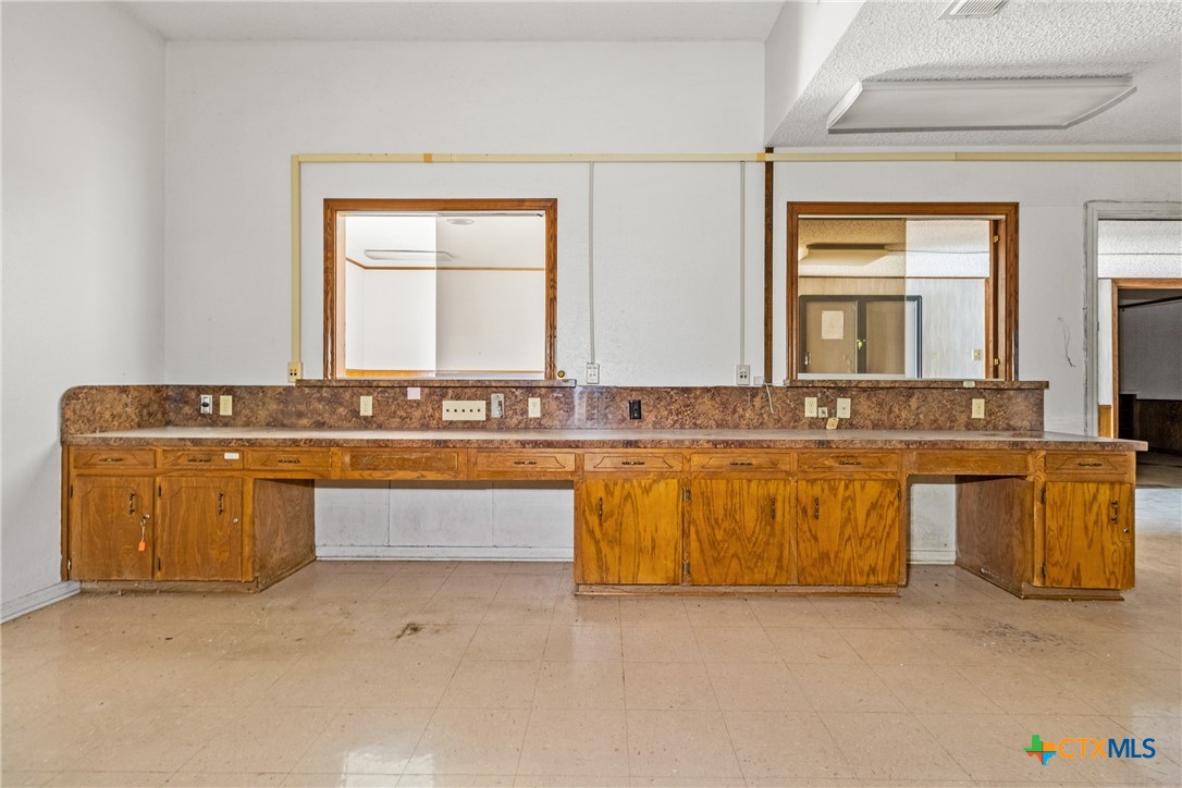 2900 Trimmier Road Property Photo 8