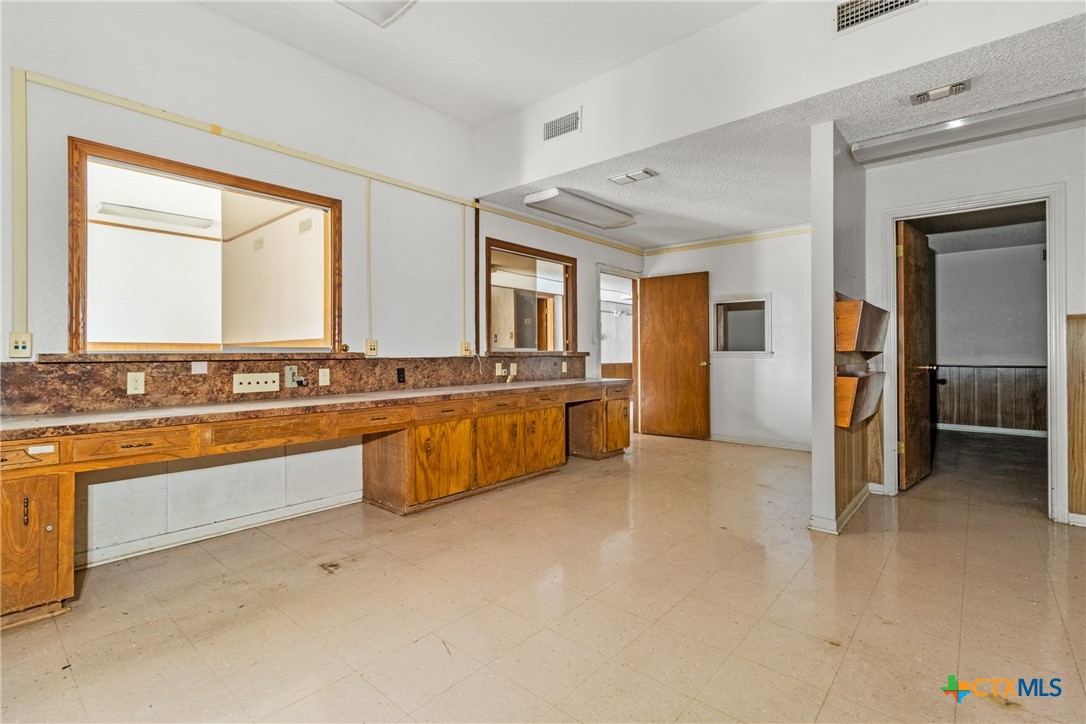 2900 Trimmier Road Property Photo 9