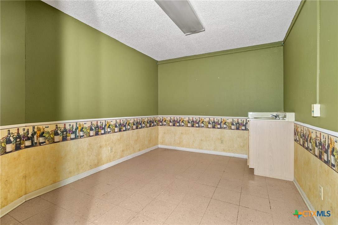 2900 Trimmier Road Property Photo 32