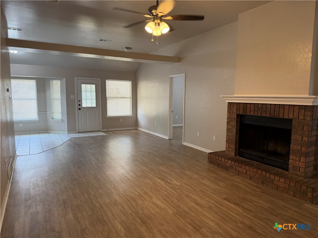 916 Whirlaway Drive Property Photo 3