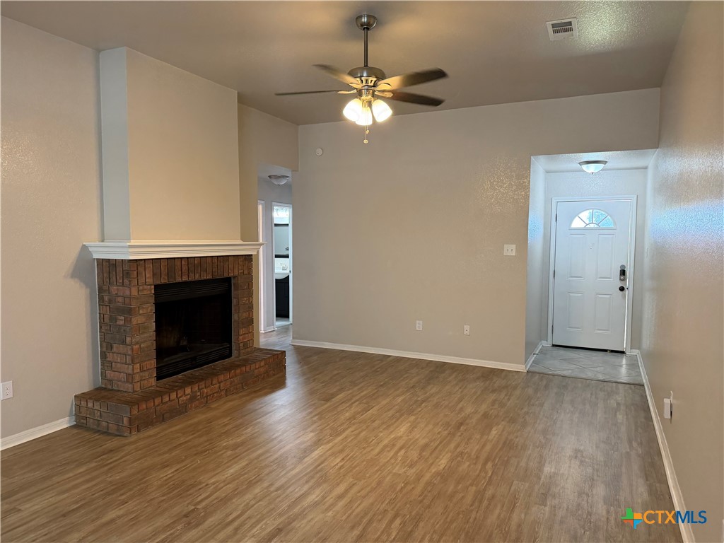916 Whirlaway Drive Property Photo 4