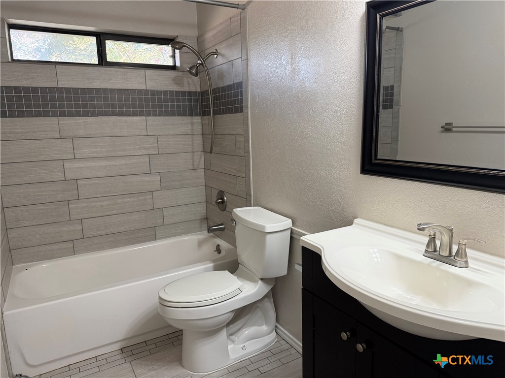 916 Whirlaway Drive Property Photo 19